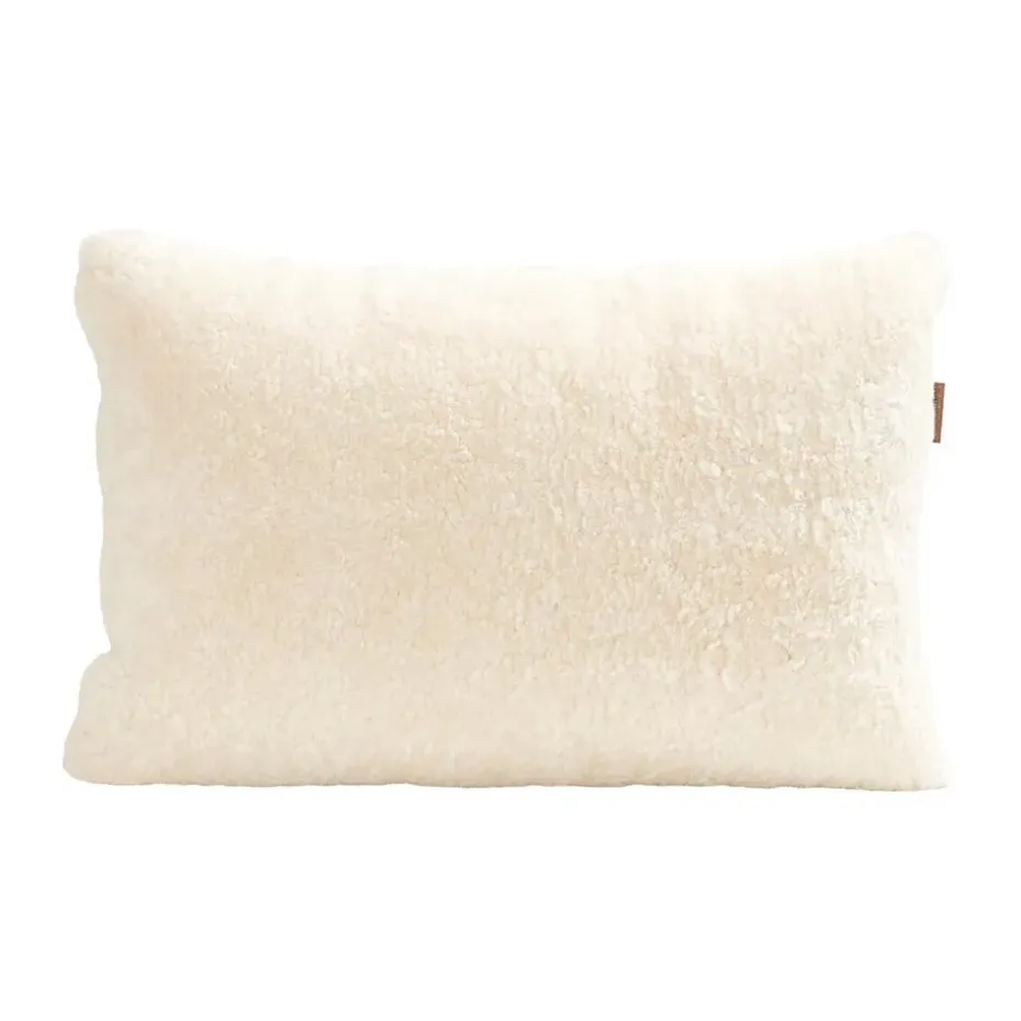 Coussin en peau de mouton Shepherd Lina 60 x 40 cm, crème