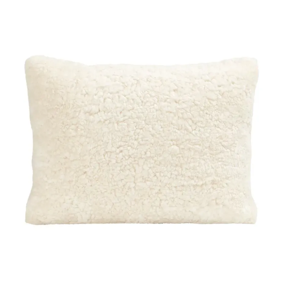 Coussin en peau de mouton Shepherd Lina 40 x 30 cm, crème