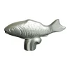 Poignée en métal Staub, Poisson